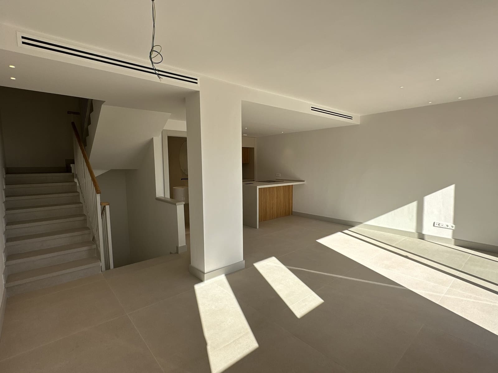 3 sovrum Radhus till salu i Benalmadena med pool - 675 000 € (Ref: 9964320)