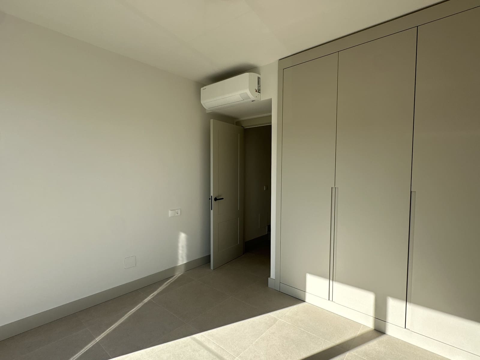 3 sovrum Radhus till salu i Benalmadena med pool - 675 000 € (Ref: 9964320)