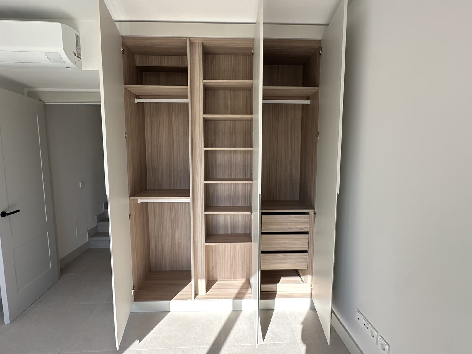 3 sovrum Radhus till salu i Benalmadena med pool - 675 000 € (Ref: 9964320)