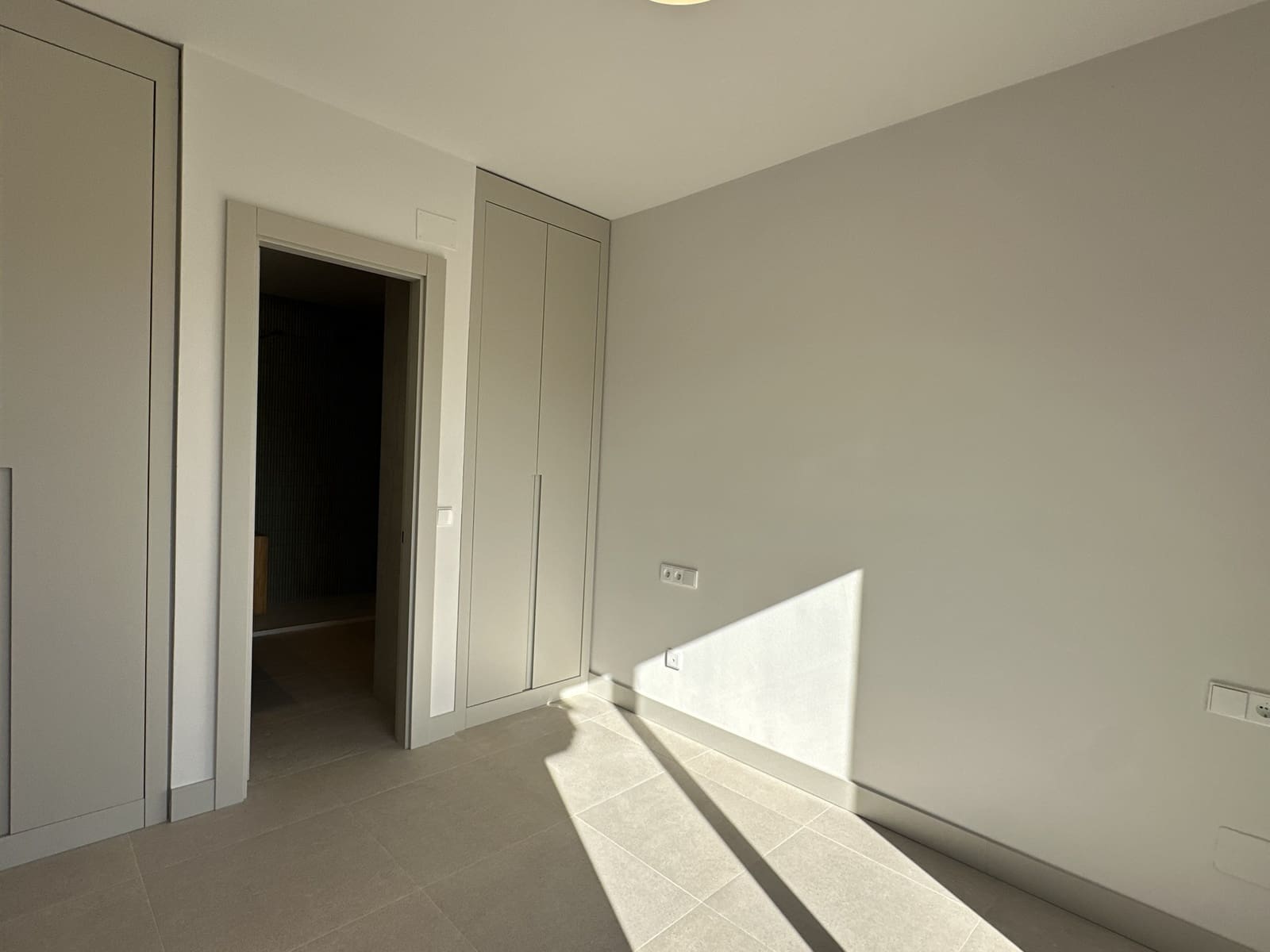 3 sovrum Radhus till salu i Benalmadena med pool - 675 000 € (Ref: 9964320)