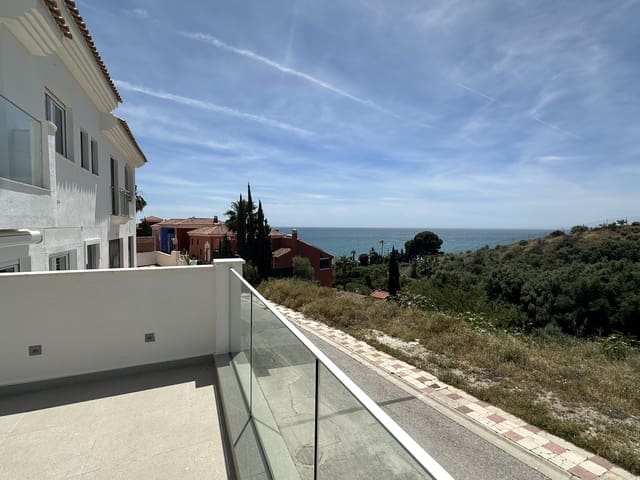 3 sypialnia Dom szeregowy na sprzedaż w Benalmádena z basenem garażem - 675 000 € (Ref: 9964320)
