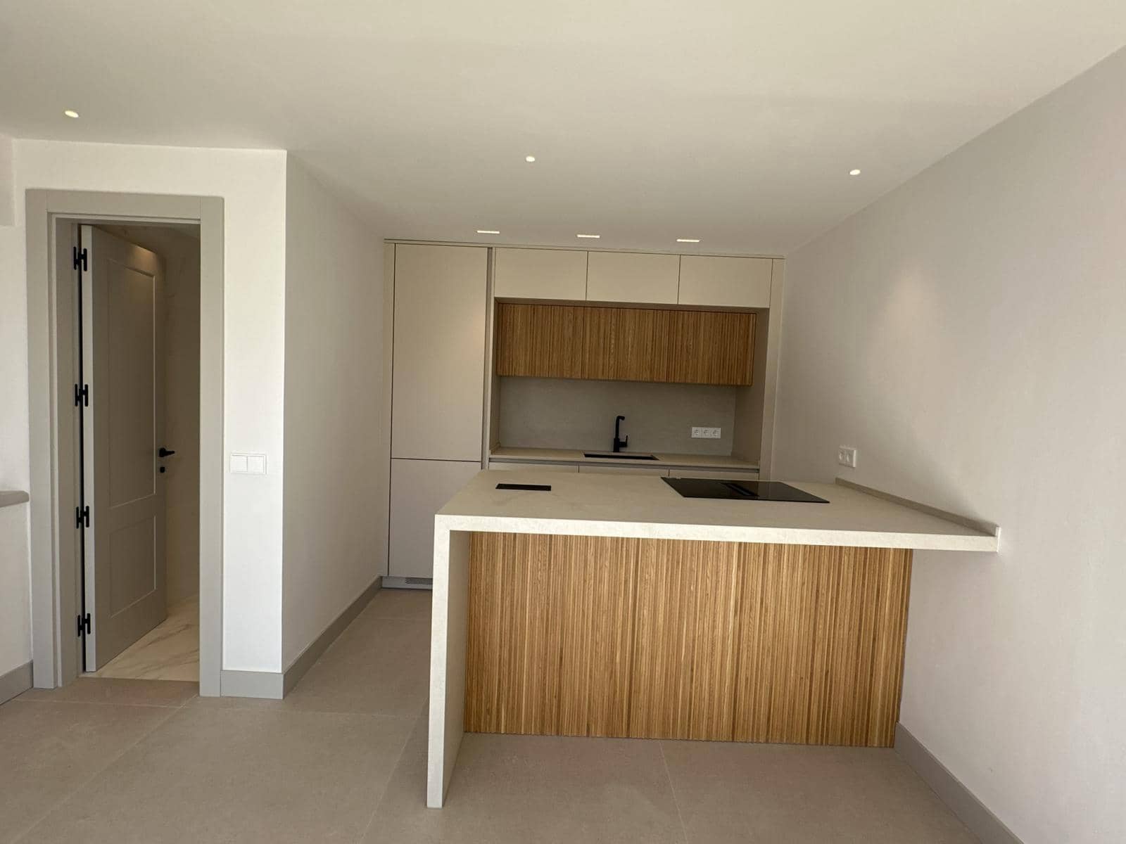 3 bedroom Townhouse for sale in Torrequebrada with pool garage - € 675,000 (Ref: 9964320)