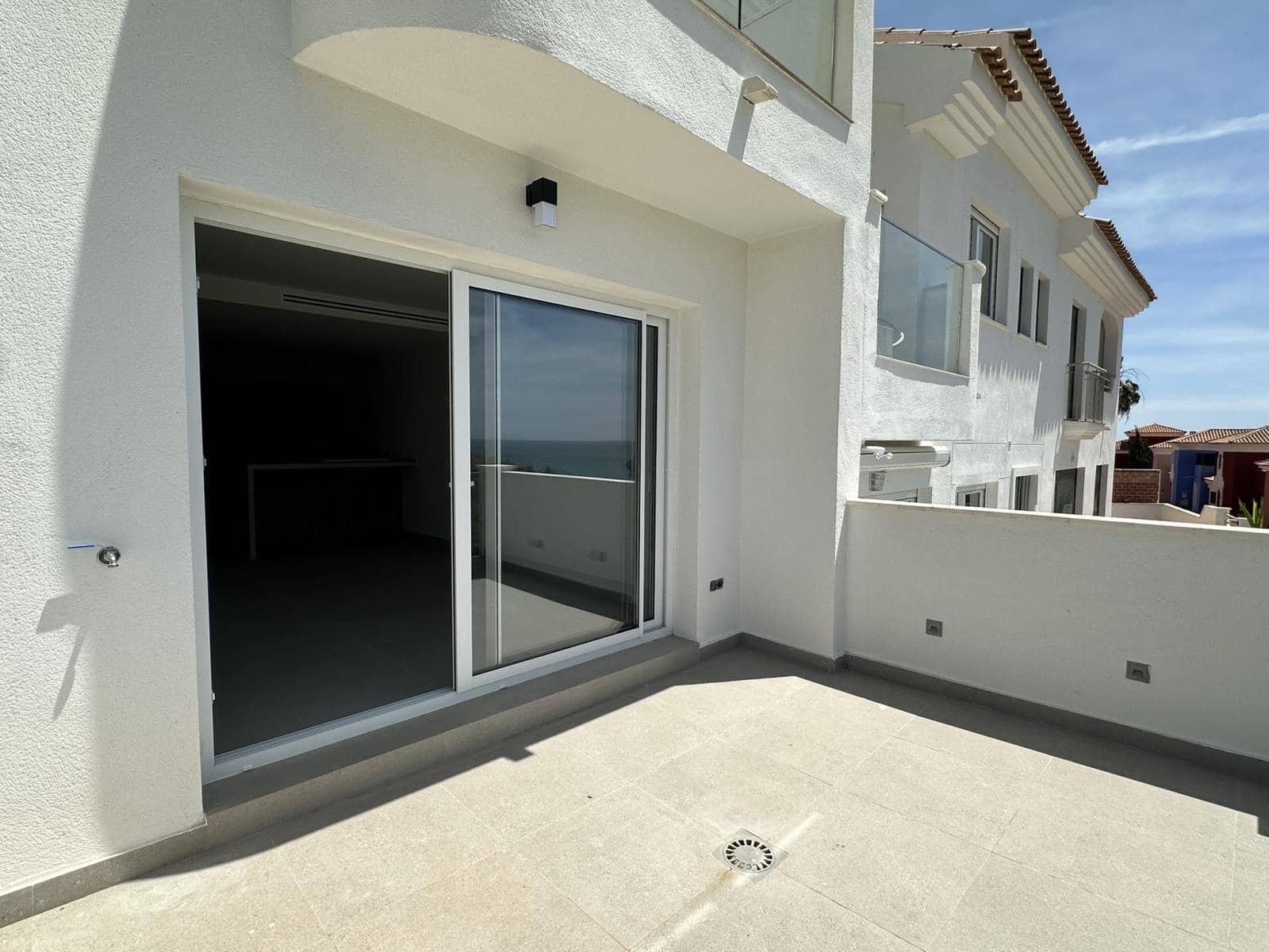 3 bedroom Townhouse for sale in Torrequebrada with pool garage - € 675,000 (Ref: 9964320)