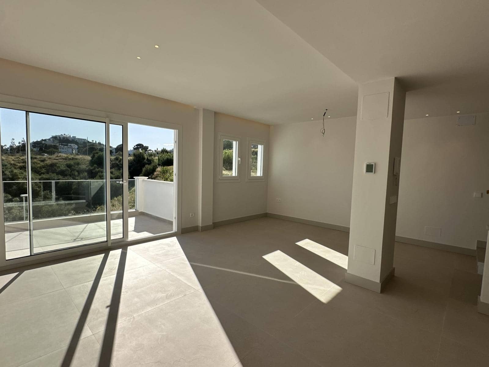 3 bedroom Townhouse for sale in Torrequebrada with pool garage - € 675,000 (Ref: 9964320)