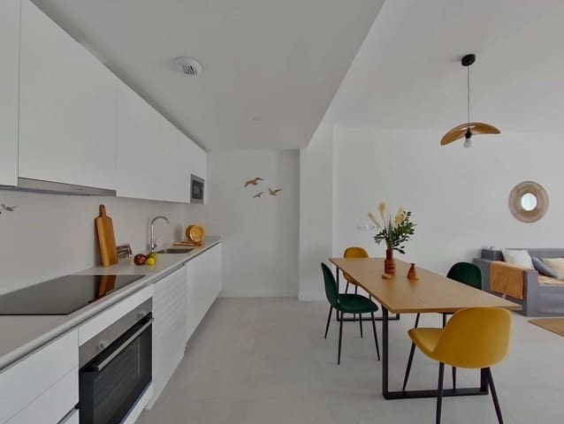 Piso de 3 habitaciones en Benalmádena pueblo, Benalmádena en venta con piscina garaje - 418.000 € (Ref: 9964321)