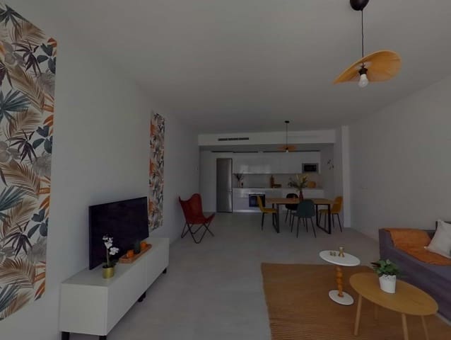 Piso de 3 habitaciones en Benalmádena pueblo, Benalmádena en venta con piscina garaje - 418.000 € (Ref: 9964321)