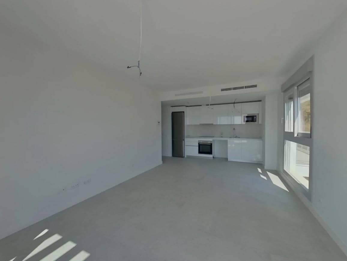 2 bedroom Flat for sale in Benalmadena with pool garage - € 485,000 (Ref: 9964322)