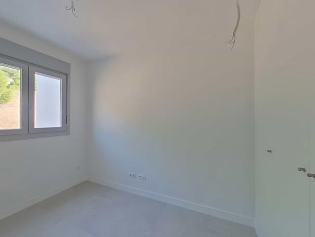Piso de 3 habitaciones en Benalmádena pueblo, Benalmádena en venta con piscina garaje - 540.600 € (Ref: 9964324)