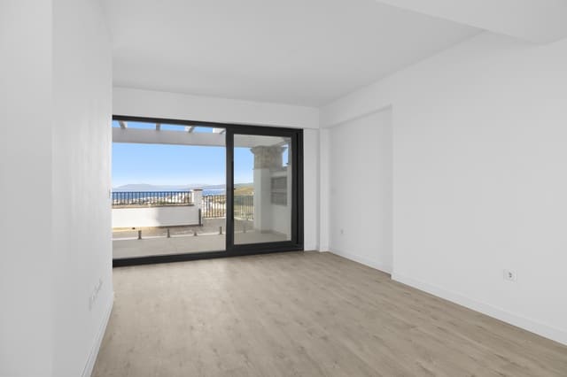 2 makuuhuone Omakotitalo myytävänä paikassa Torrox-Costa, Torrox mukana uima-altaan 
autotalli - 347 000 € (Ref: 9965572)