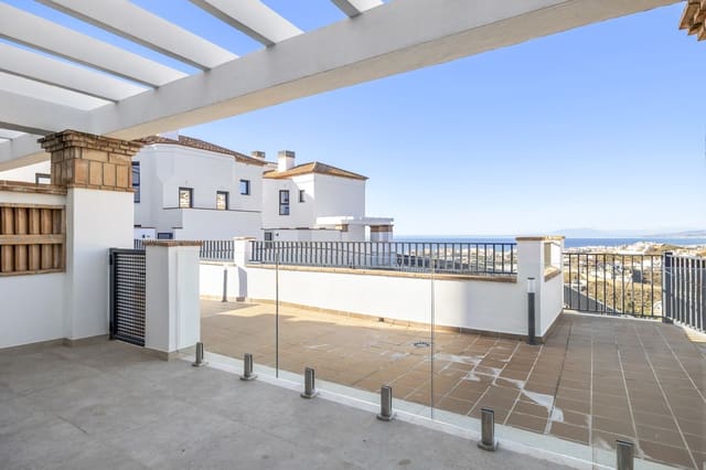 2 makuuhuone Omakotitalo myytävänä paikassa Torrox-Costa, Torrox mukana uima-altaan 
autotalli - 347 000 € (Ref: 9965572)