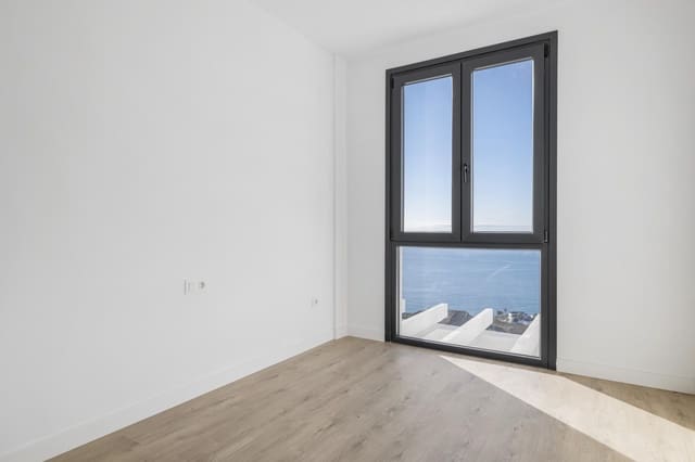 2 soveværelse Byhus til salg i Torrox-Costa, Torrox med swimmingpool garage - € 379.000 (Ref: 9965574)