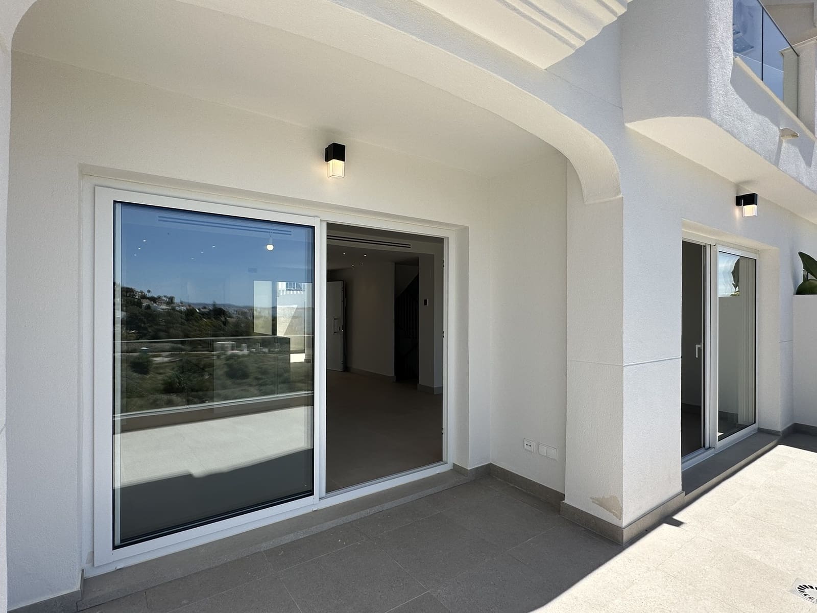 4 sypialnia Dom szeregowy na sprzedaż w Benalmadena z basenem garażem - 795 000 € (Ref: 9965575)
