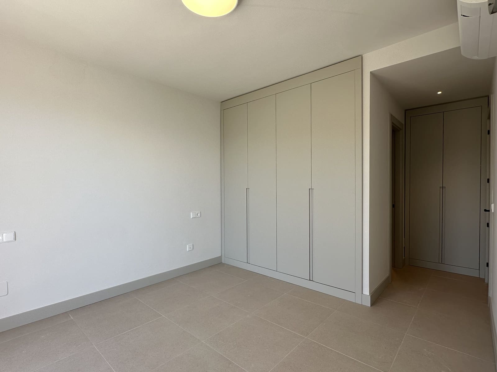 4 sypialnia Dom szeregowy na sprzedaż w Benalmadena z basenem garażem - 795 000 € (Ref: 9965575)