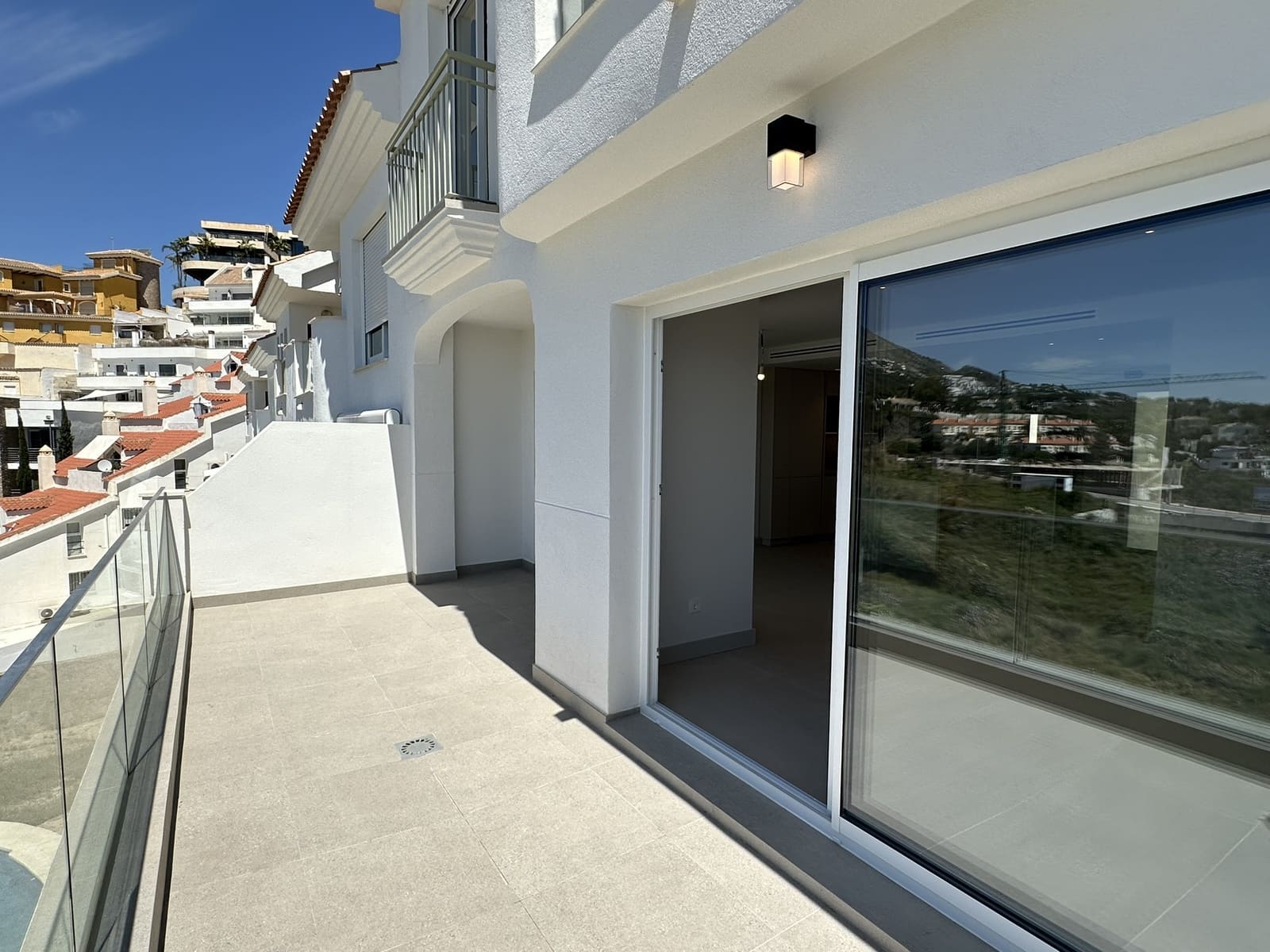 4 sypialnia Dom szeregowy na sprzedaż w Benalmadena z basenem garażem - 795 000 € (Ref: 9965575)