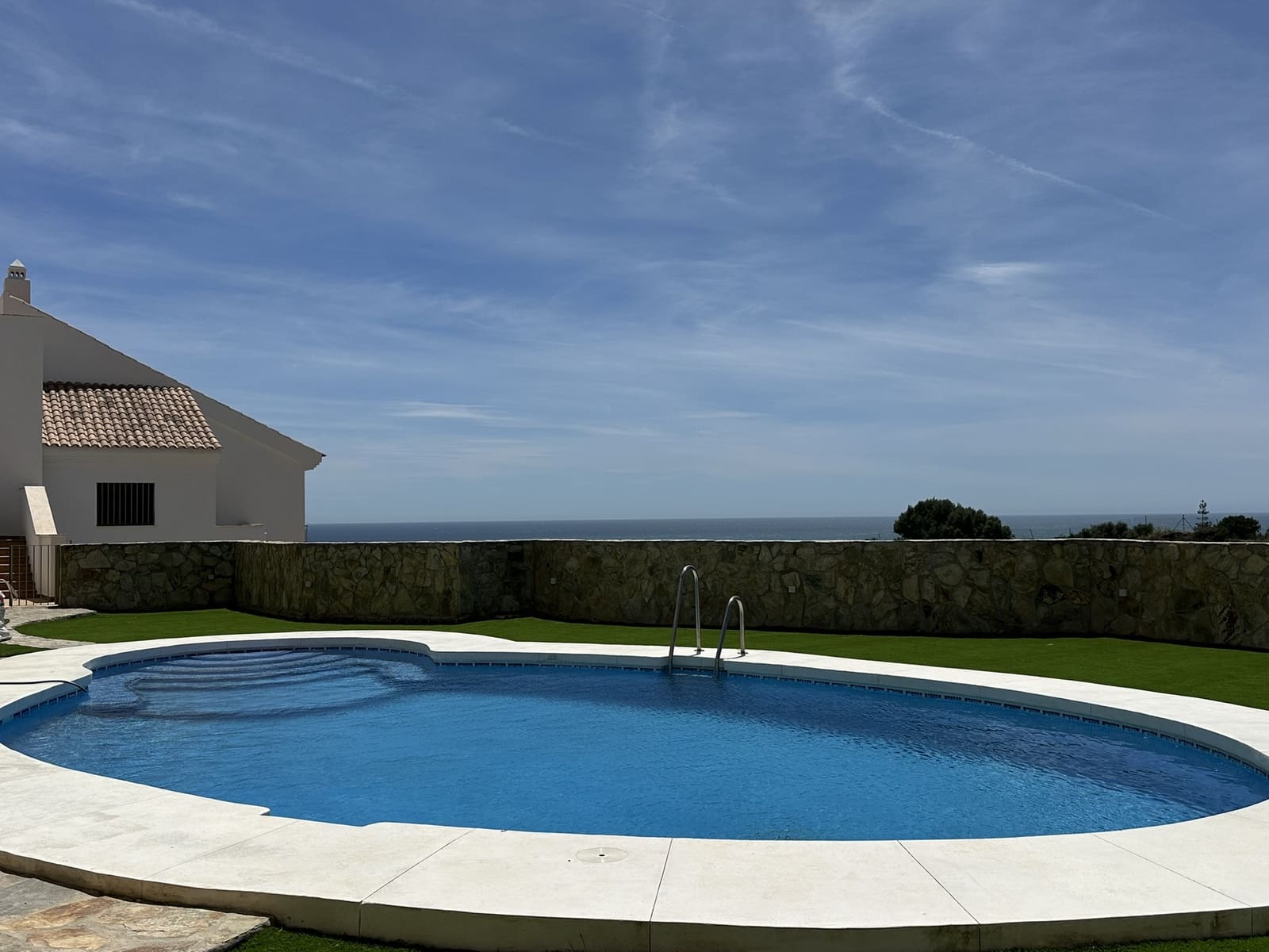 4 sypialnia Dom szeregowy na sprzedaż w Benalmadena z basenem garażem - 795 000 € (Ref: 9965575)