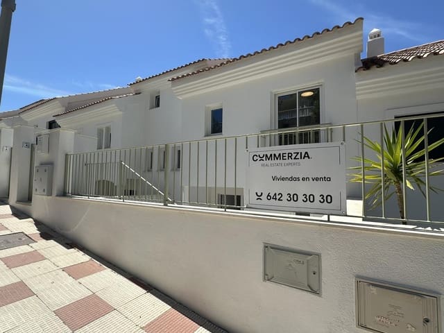 4 bedroom Townhouse for sale in Benalmádena with pool garage - € 795,000 (Ref: 9965575)