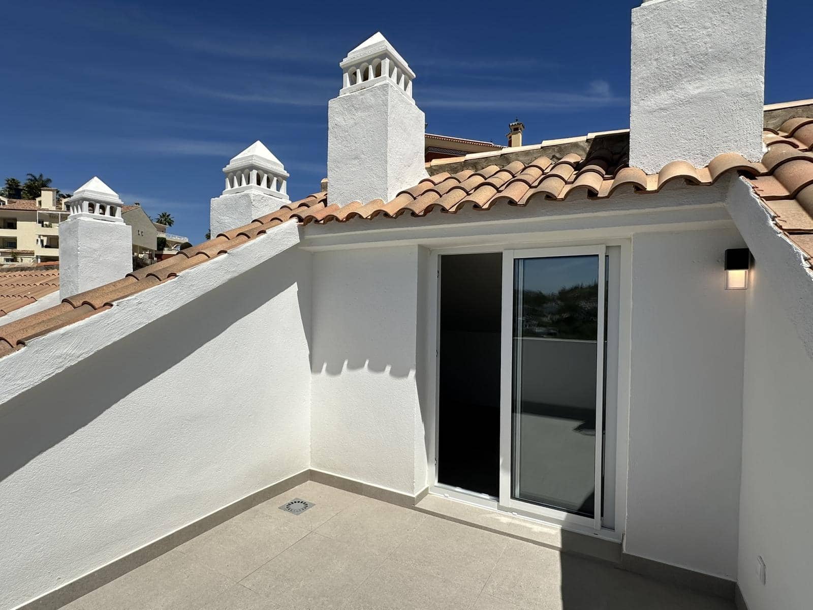 4 bedroom Townhouse for sale in Torrequebrada with pool garage - € 795,000 (Ref: 9965575)