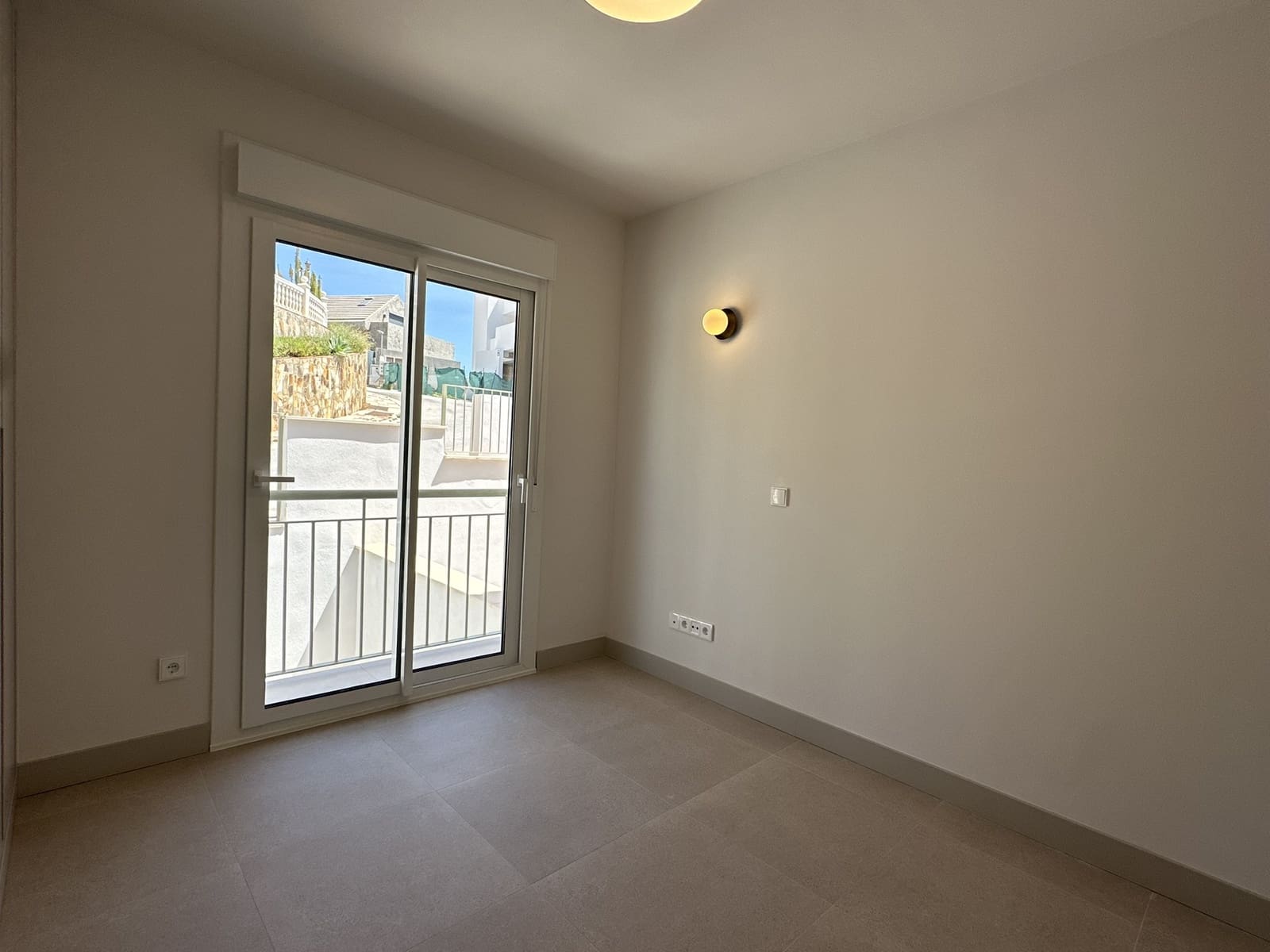 4 sypialnia Dom szeregowy na sprzedaż w Benalmadena z basenem garażem - 795 000 € (Ref: 9965576)