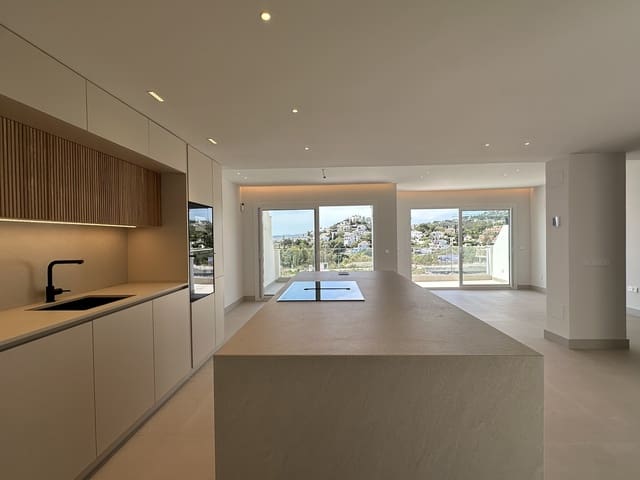 4 sypialnia Dom szeregowy na sprzedaż w Benalmádena z basenem garażem - 795 000 € (Ref: 9965576)
