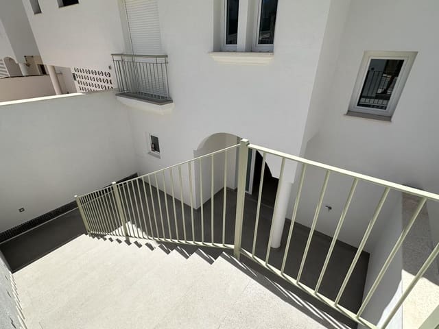 4 chambre Maison de Ville à vendre à Benalmádena avec piscine garage - 795 000 € (Ref: 9965576)