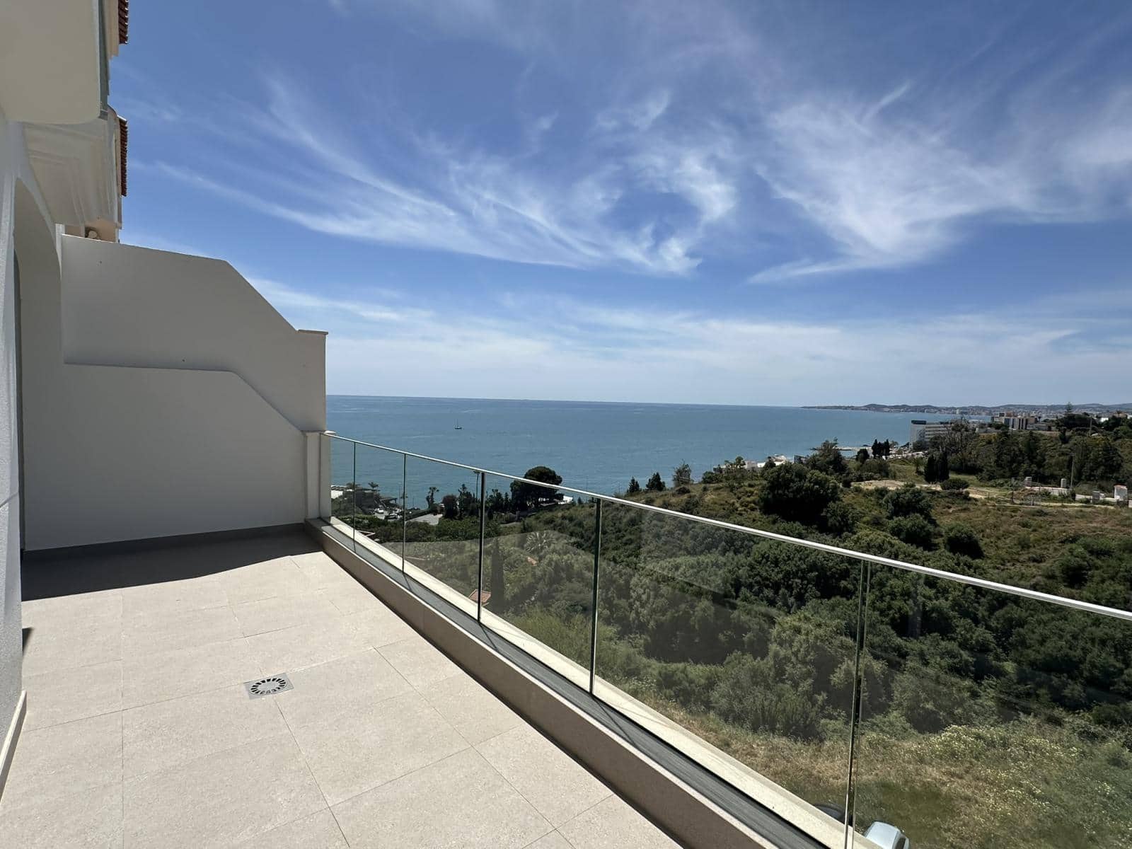 4 bedroom Townhouse for sale in Torrequebrada with pool garage - € 795,000 (Ref: 9965576)