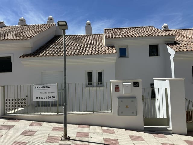 4 chambre Maison de Ville à vendre à Benalmádena avec piscine garage - 795 000 € (Ref: 9965576)