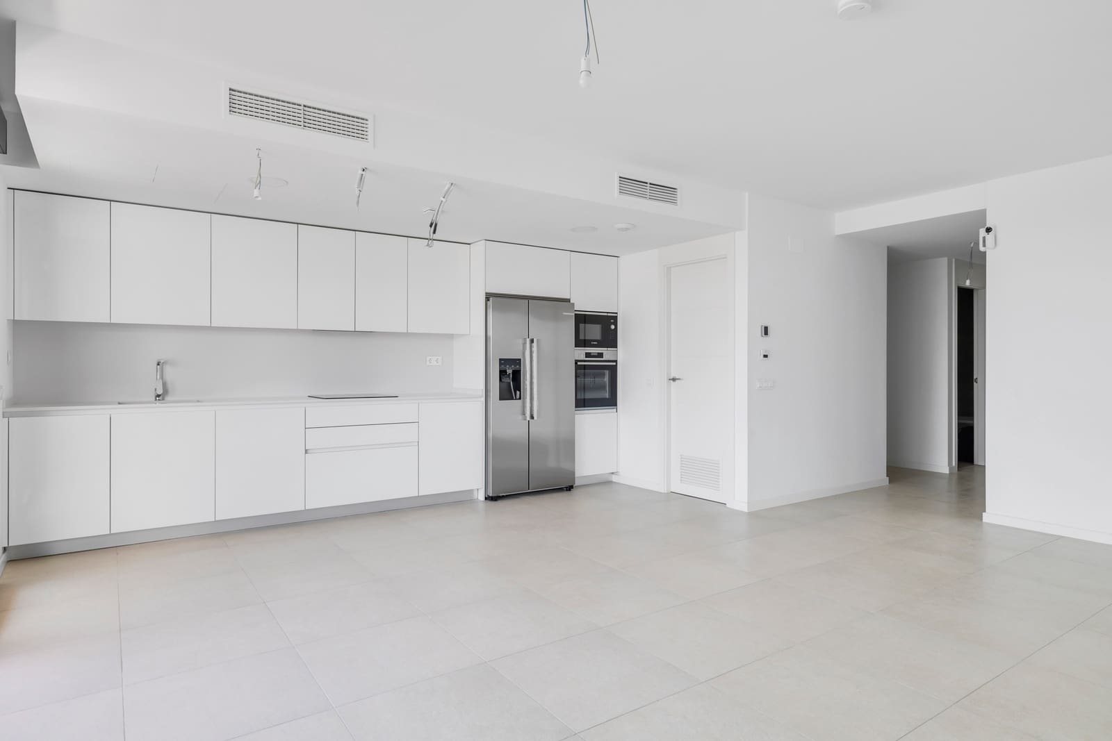 2 sypialnia Apartament na sprzedaż w Torremolinos z basenem garażem - 975 000 € (Ref: 9965706)