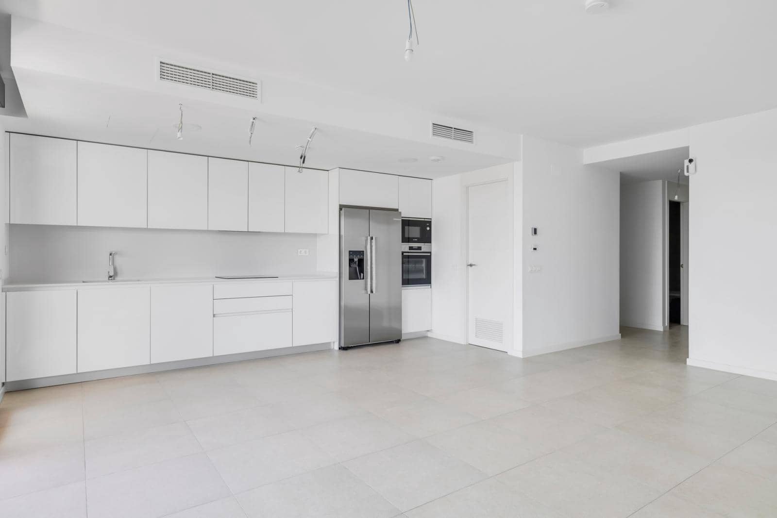 2 bedroom Apartment for sale in Torremolinos with pool garage - € 975,000 (Ref: 9965706)