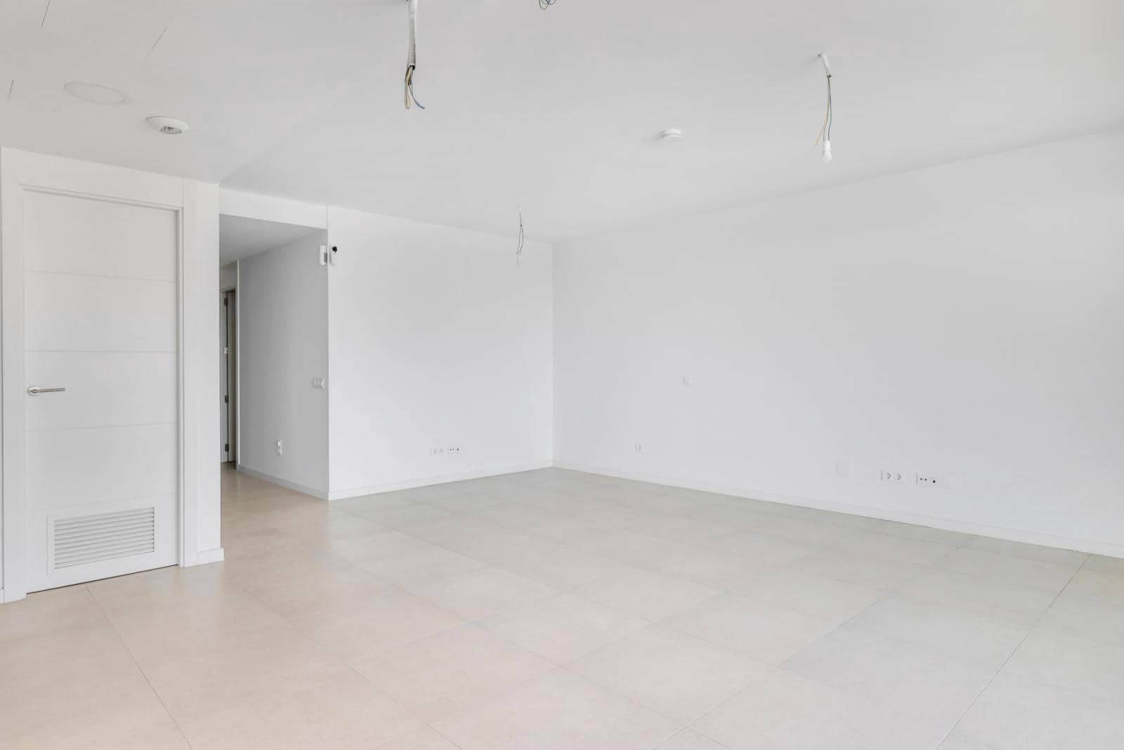 2 bedroom Apartment for sale in Torremolinos with pool garage - € 975,000 (Ref: 9965706)