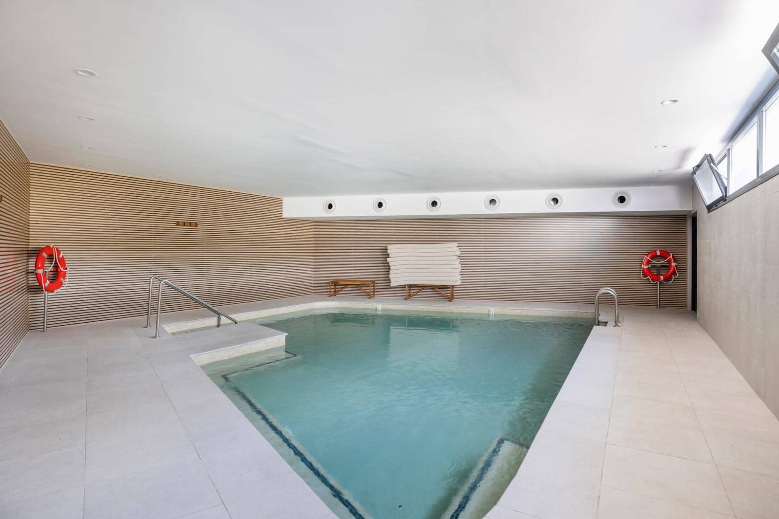 2 bedroom Apartment for sale in Torremolinos with pool garage - € 975,000 (Ref: 9965706)