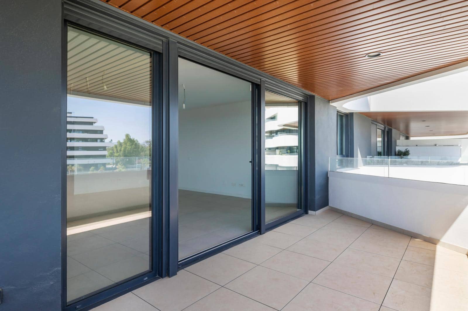 2 bedroom Apartment for sale in Torremolinos with pool garage - € 975,000 (Ref: 9965706)
