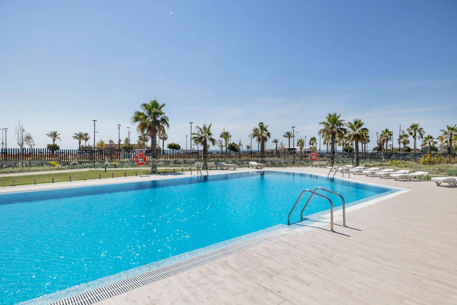 2 bedroom Apartment for sale in Torremolinos with pool garage - € 975,000 (Ref: 9965706)