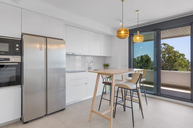 2 soverom Leilighet til salgs i Torremolinos med svømmebasseng garasje - € 695 000 (Ref: 9965707)