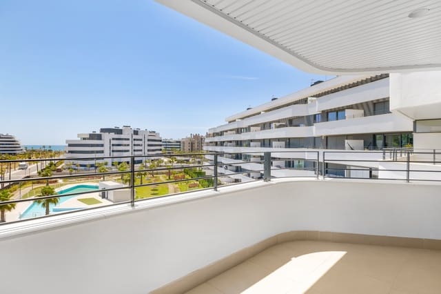 2 soverom Leilighet til salgs i Torremolinos med svømmebasseng garasje - € 695 000 (Ref: 9965707)