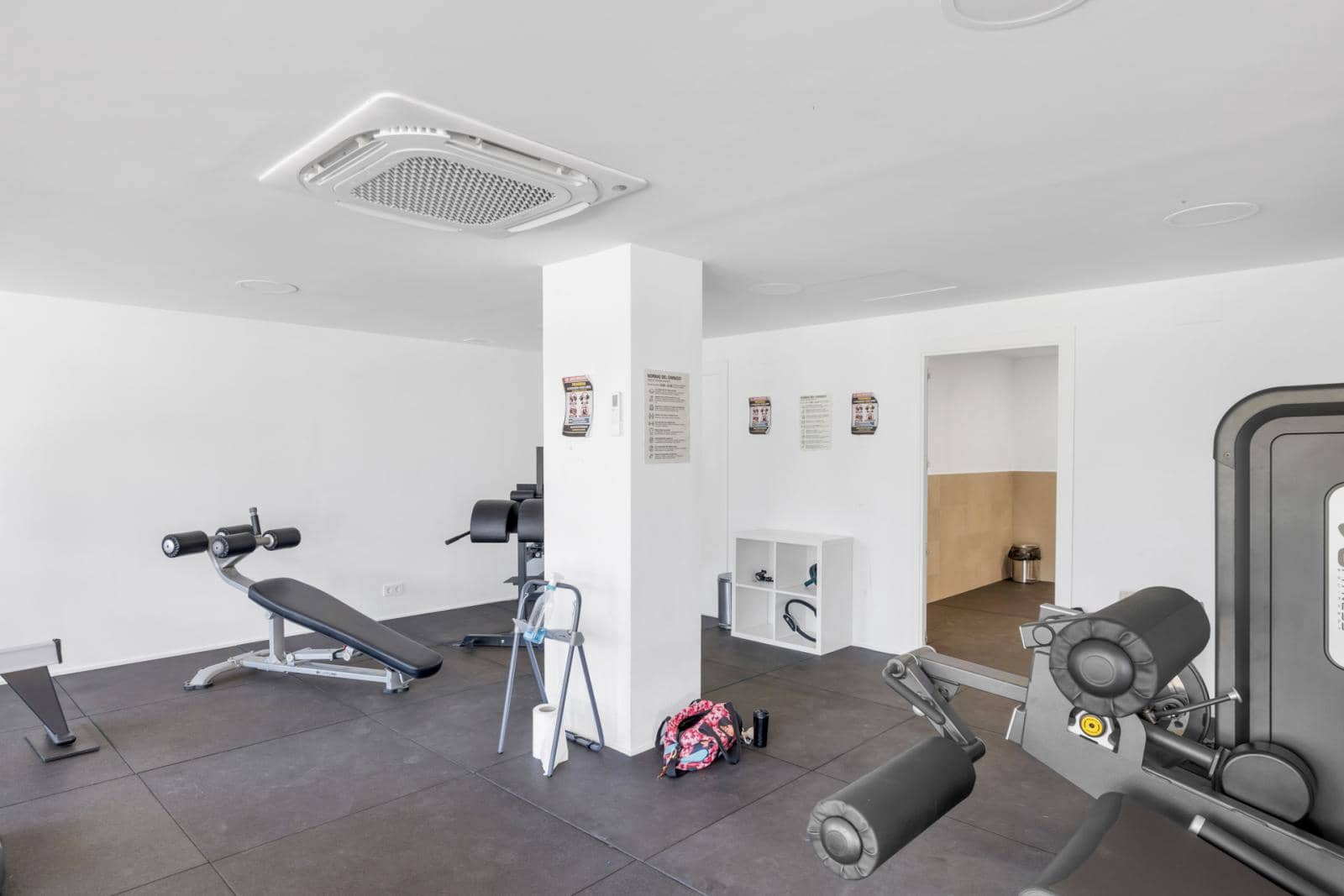 2 slaapkamer Appartement te koop in Torremolinos met zwembad garage - € 695.000 (Ref: 9965707)