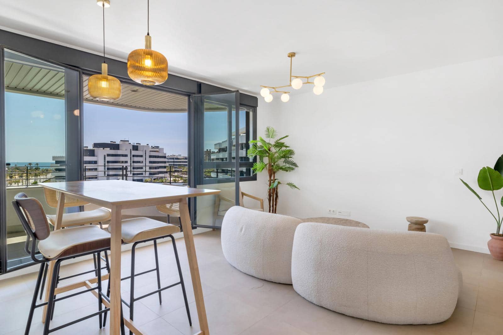 2 slaapkamer Appartement te koop in Torremolinos met zwembad garage - € 695.000 (Ref: 9965707)