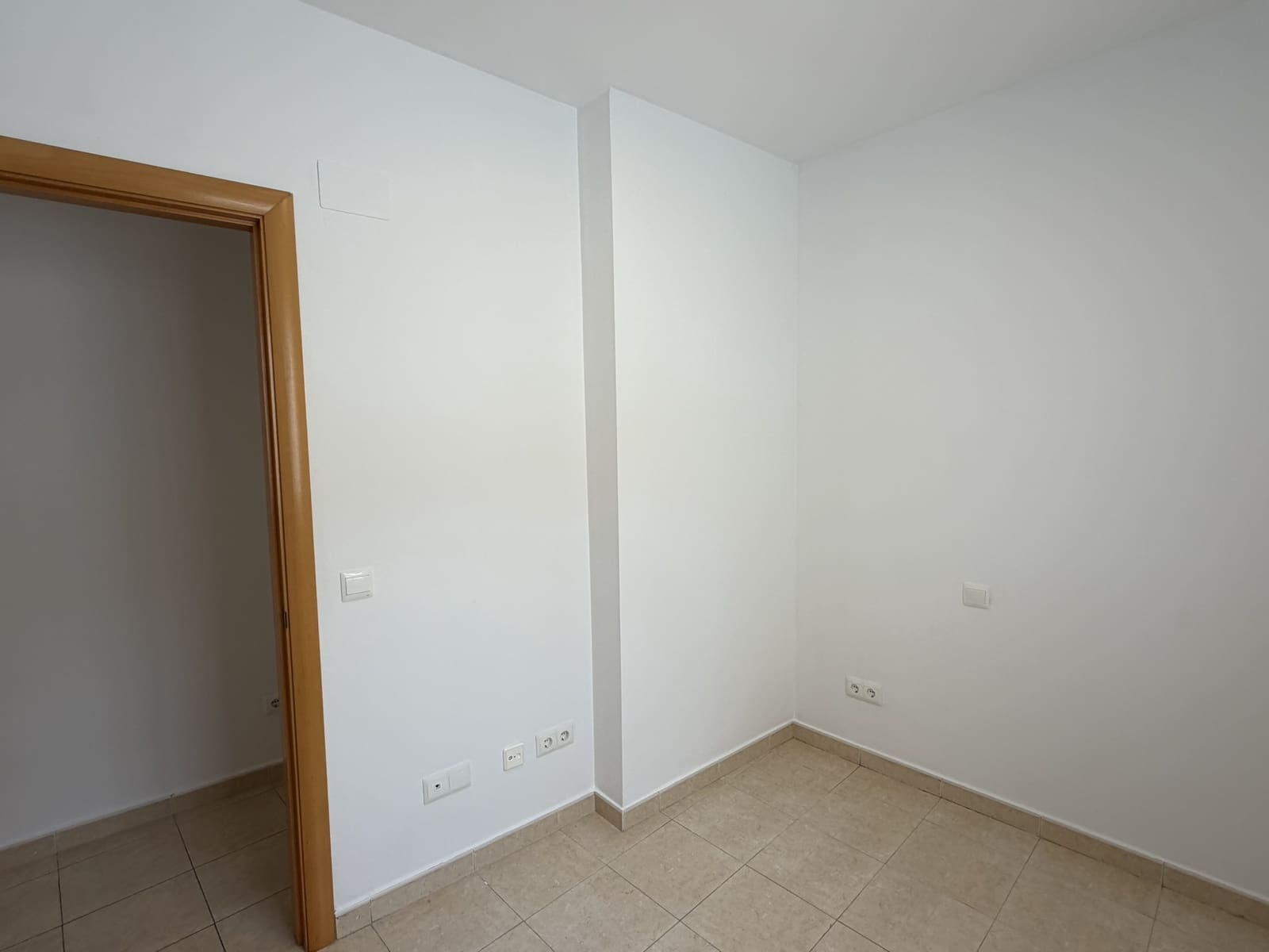2 bedroom Apartment for sale in Alhaurin el Grande - € 185,000 (Ref: 9965709)
