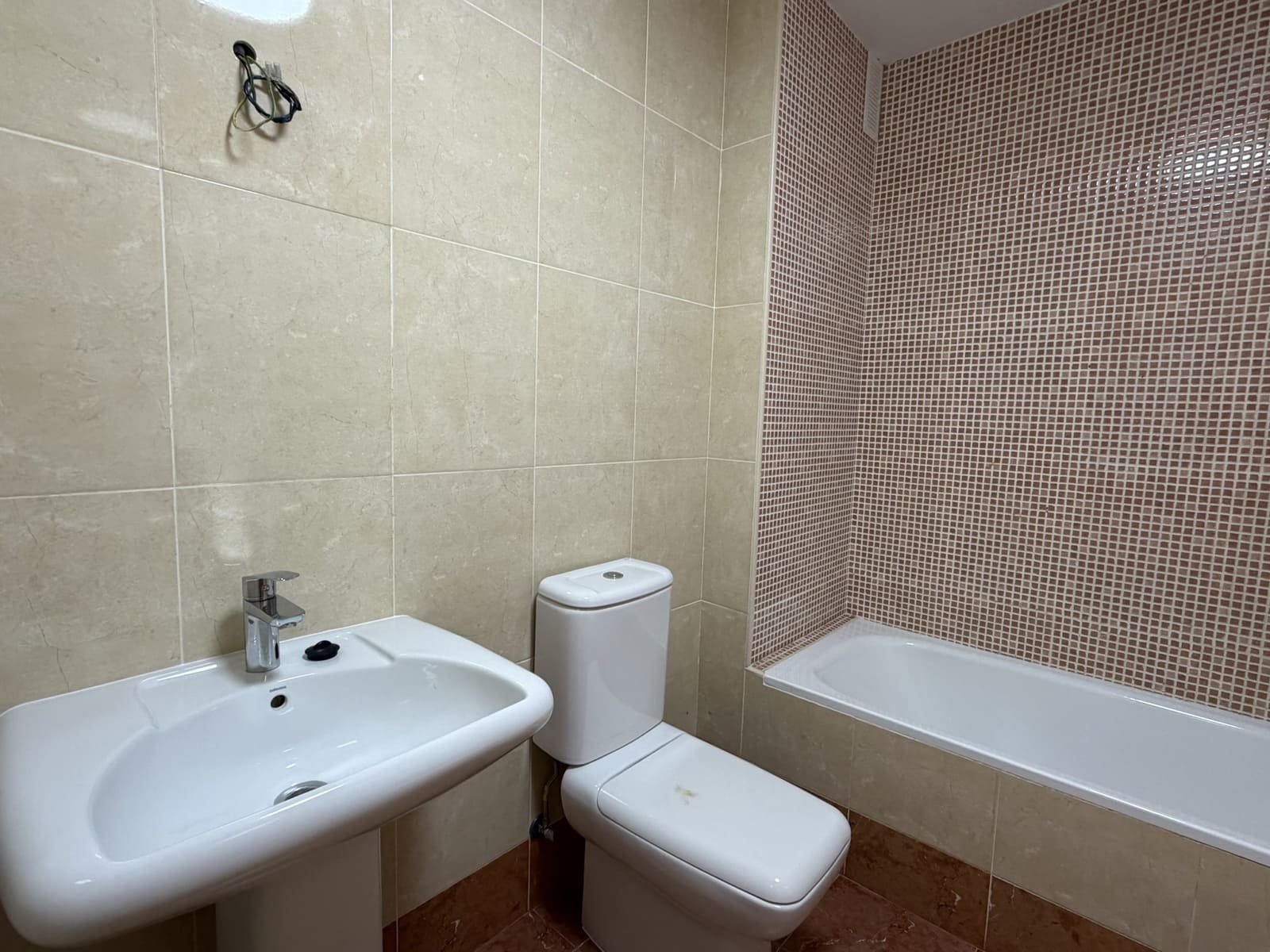 2 bedroom Apartment for sale in Alhaurin el Grande - € 185,000 (Ref: 9965709)