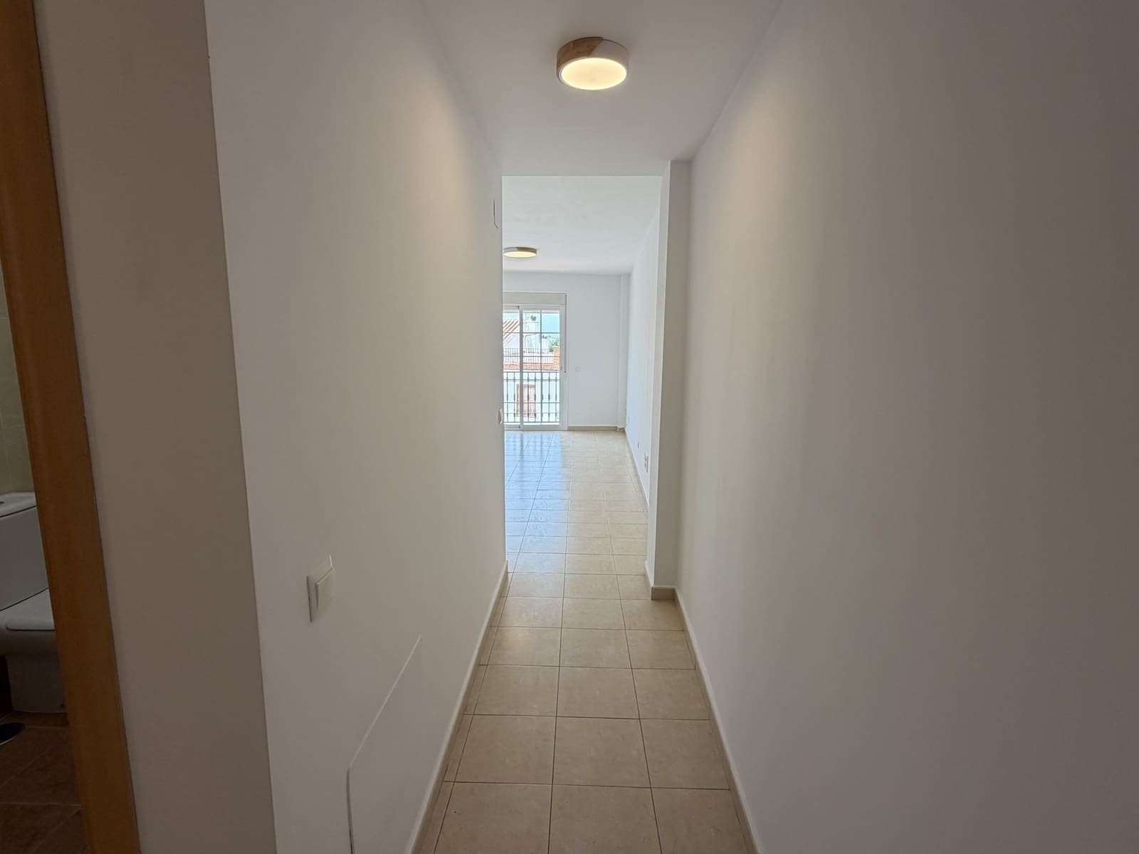 2 bedroom Apartment for sale in Alhaurin el Grande with pool - € 175,000 (Ref: 9965710)