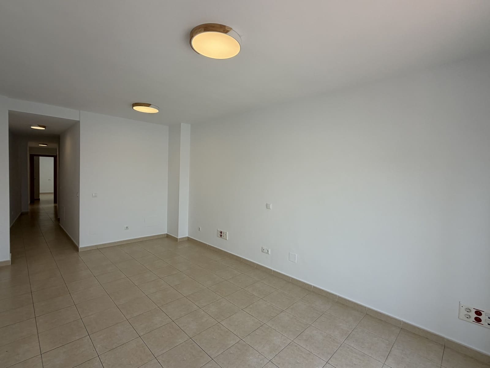 2 bedroom Apartment for sale in Alhaurin el Grande with pool - € 175,000 (Ref: 9965710)