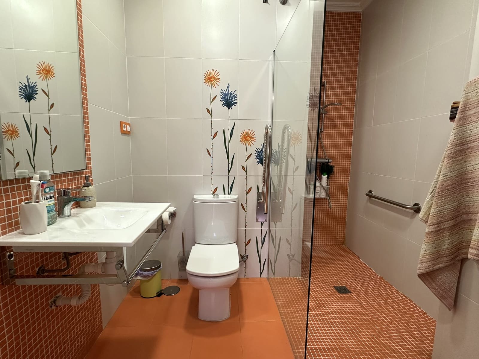 5 makuuhuone Rivitalo myytävänä paikassa Velez-Malaga mukana uima-altaan 
autotalli - 650 000 € (Ref: 9965820)