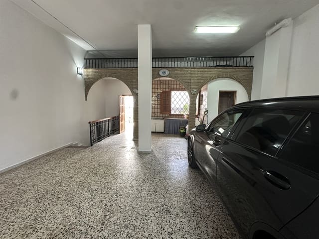 5 makuuhuone Rivitalo myytävänä paikassa Vélez-Málaga mukana uima-altaan 
autotalli - 650 000 € (Ref: 9965820)