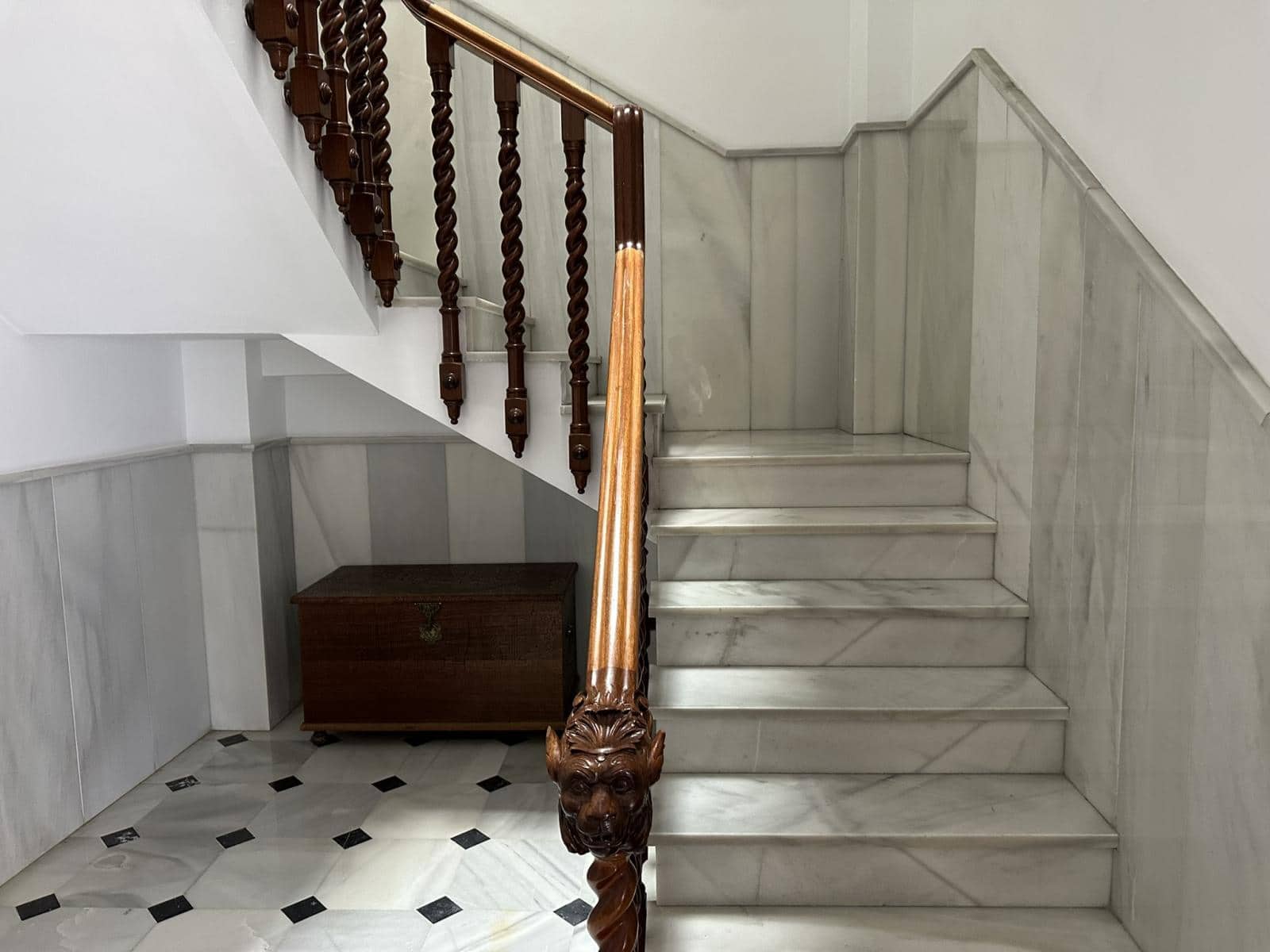 5 bedroom Townhouse for sale in Velez-Malaga with garage - € 650,000 (Ref: 9965820)
