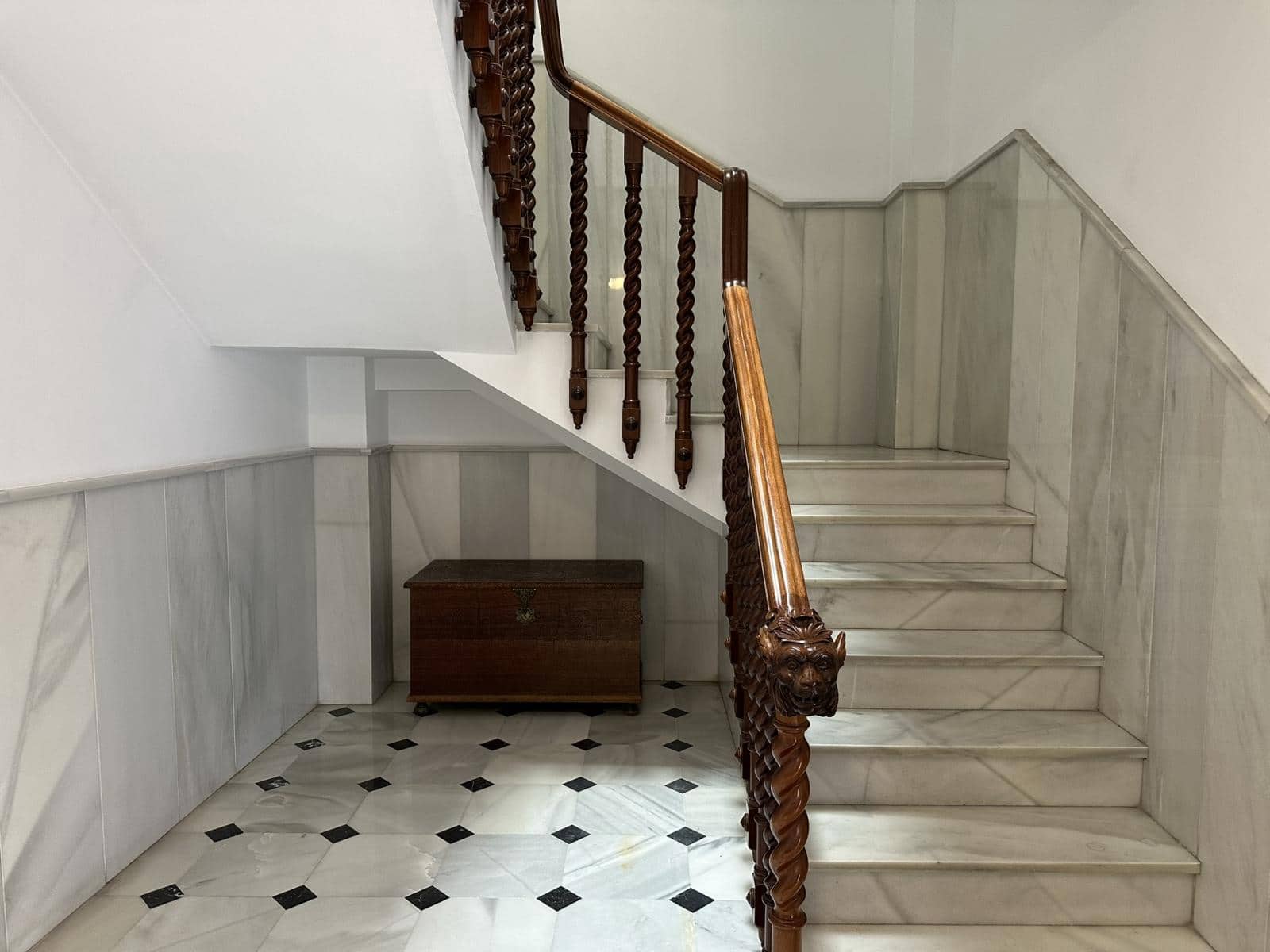 5 bedroom Townhouse for sale in Velez-Malaga with garage - € 650,000 (Ref: 9965820)