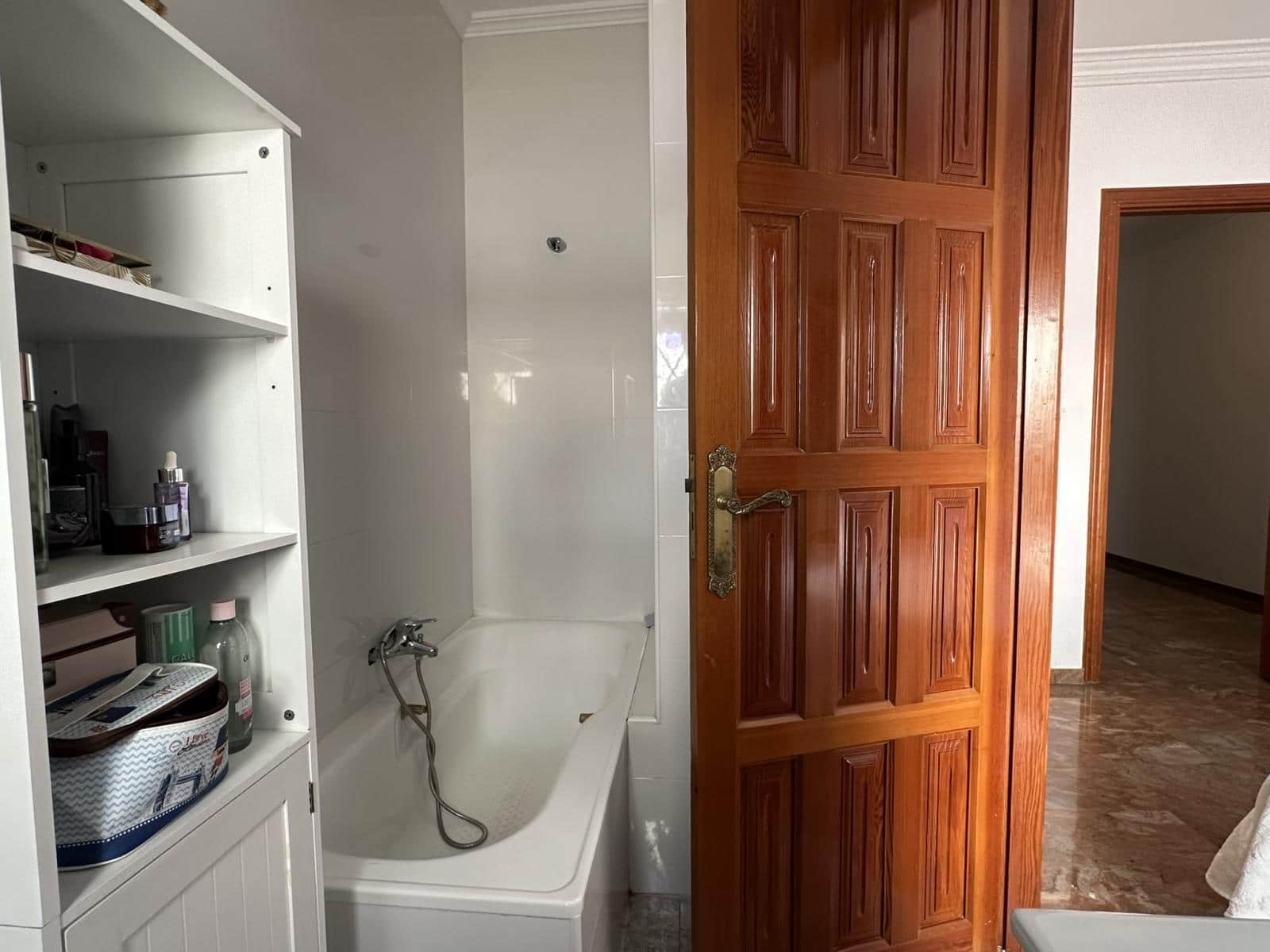 5 bedroom Townhouse for sale in Velez-Malaga with garage - € 650,000 (Ref: 9965820)