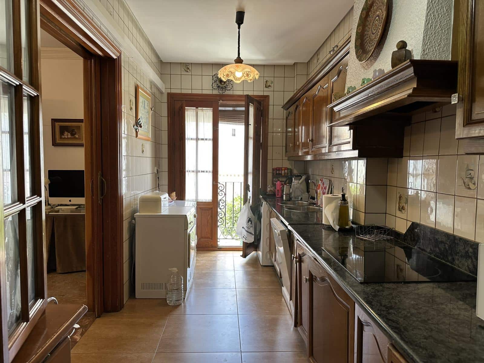 5 bedroom Townhouse for sale in Velez-Malaga with garage - € 650,000 (Ref: 9965820)