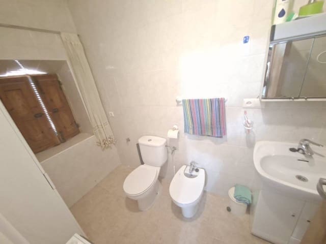 Casa de 3 habitaciones en Socovos en venta - 47.800 € (Ref: 10054590)