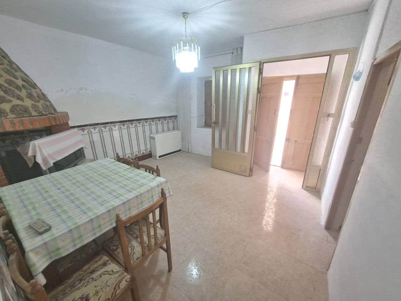 Casa de 3 habitaciones en Socovos en venta - 47.800 € (Ref: 10054590)
