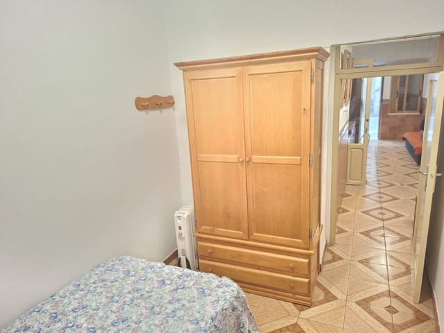 5 soverom Hus til salgs i Férez - € 45 500 (Ref: 10054591)