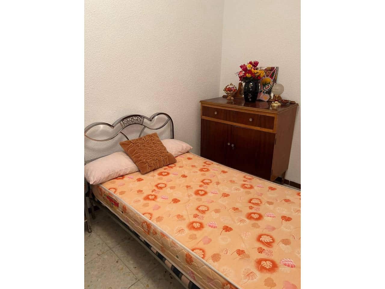 4 bedroom Townhouse for rent in El Bonillo - € 450 (Ref: 10070289)